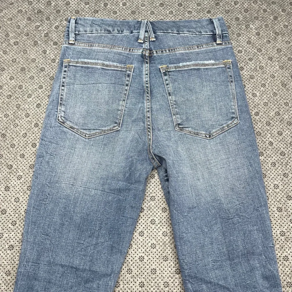 Good American Good Waist Distressed Chewed Hem Skinny Jeans Blue 6/28 GWRH103T